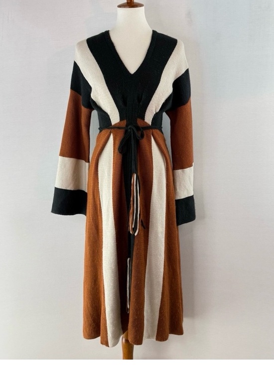 Free People Dresses & Skirts - Free People Colorblock V-Neck Maxi Dress in Black, Cream & Brown